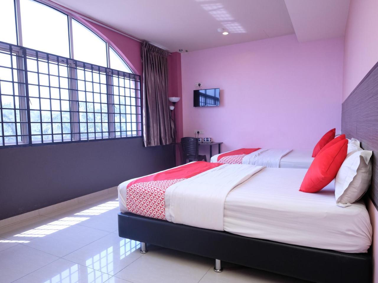 Hotel De' Tees, Masai Utama Pasir Gudang Bagian luar foto